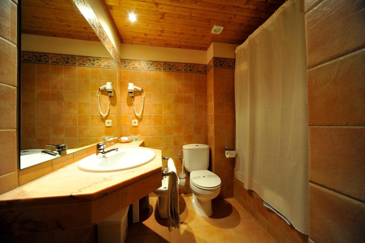 Hotel La Morera Valencia D'Aneu Room photo